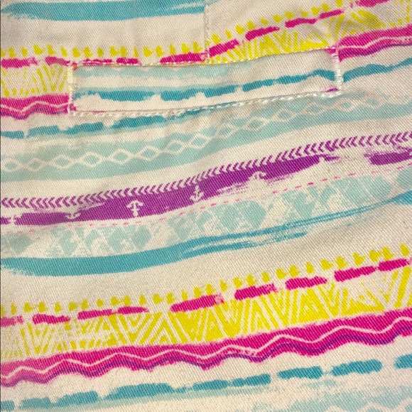 Shorts - Picture 3 of 3